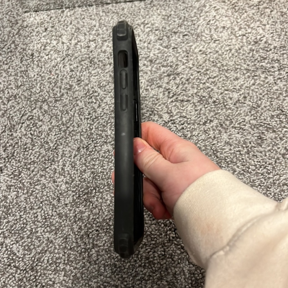 iphone 13pro - Picture 3 of 9